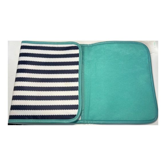 Thirty One Fold it Up Organizer Navy Wave Paper Notebook Holder Stationery - Picture 2 of 9